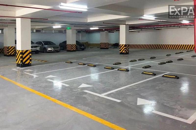 bãi giữ xe Centec Tower