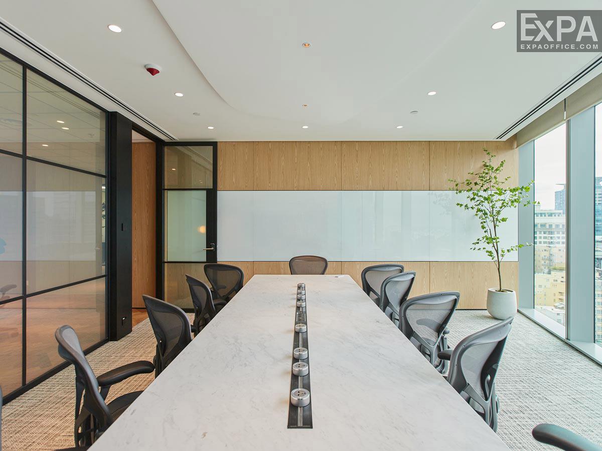 TEC The Nexus 3 meeting room