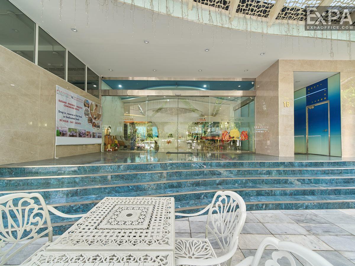 lối vào tòa nhà Wondersea Building