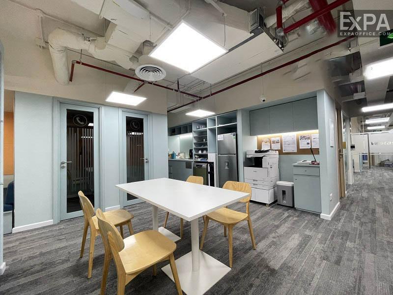 pantry Regus Worc@Q2