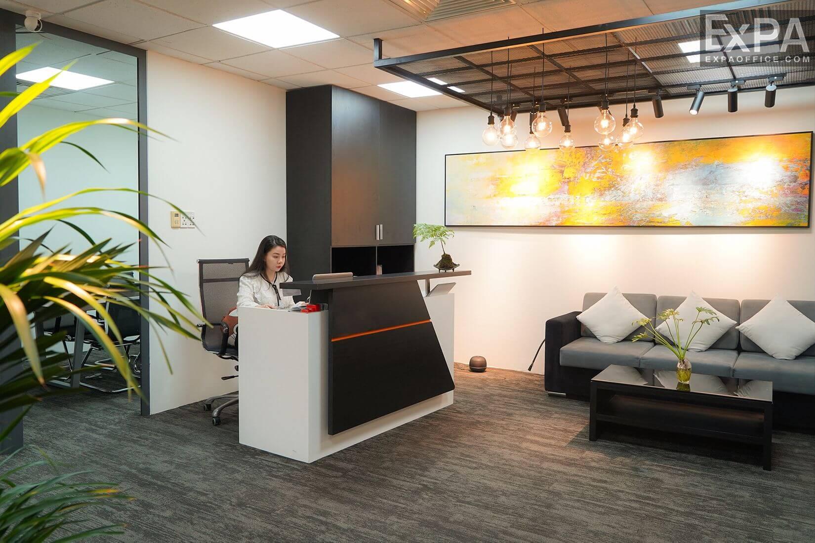 Lễ tân Esmart Centre Point 2