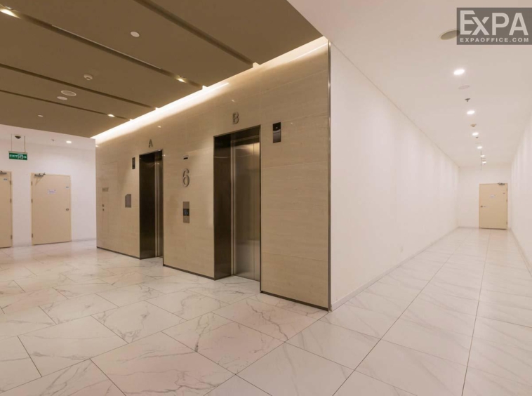 sảnh thang máy Onehub Saigon