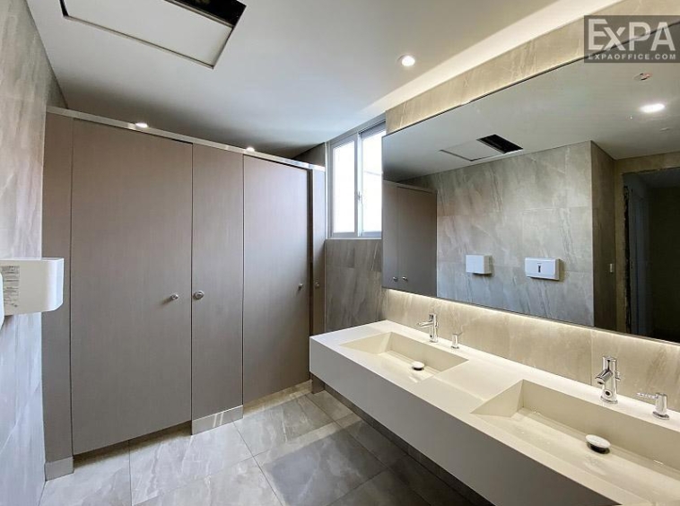 Newtecon Tower men's toilet