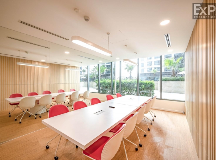 không gian phòng họp Sunwah Innovation Center