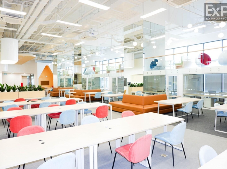 khu vực lounge Sunwah Innovation Center