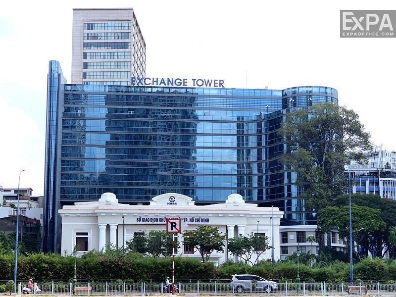 bên ngoài Exchange Tower.