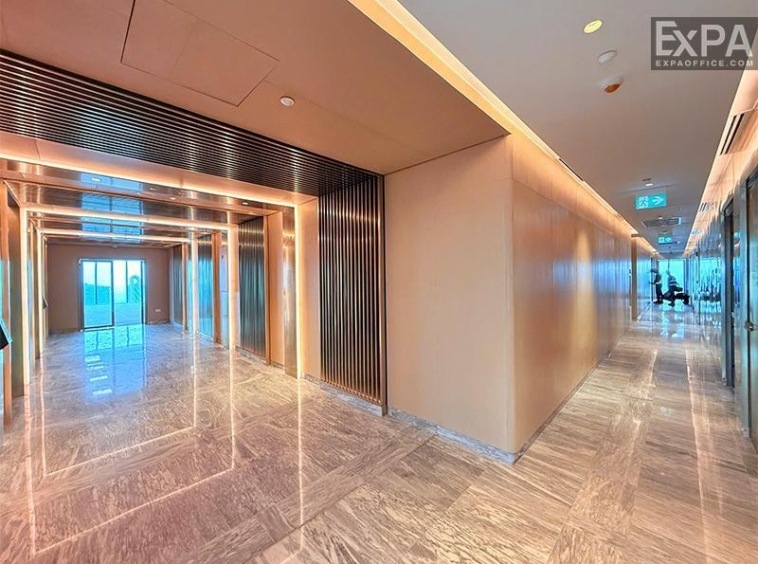 Marina Central Tower corridor