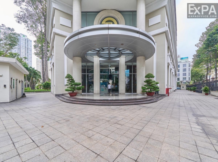 lối ra vào Exchange Tower