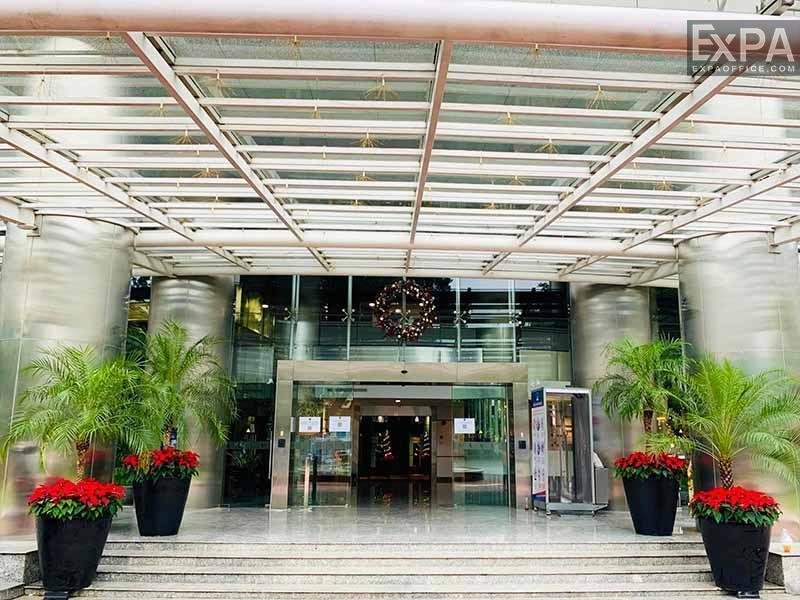 lối ra vào Petrovietnam Tower