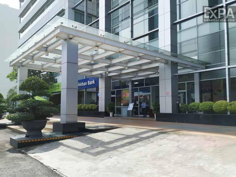 lối ra vào SCS Building