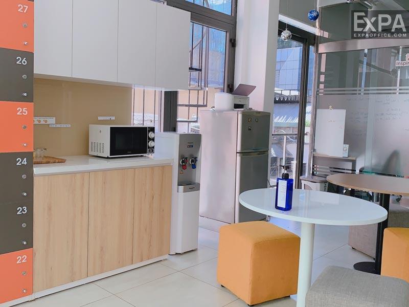 pantry C-space Coworking