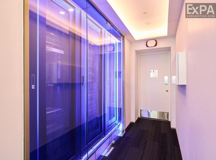 phone booth CEO Suite VCB Tower