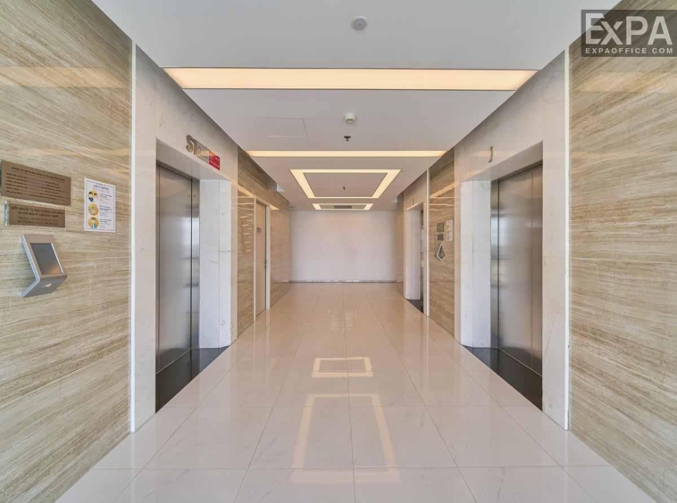 sảnh thang máy Pearl Plaza