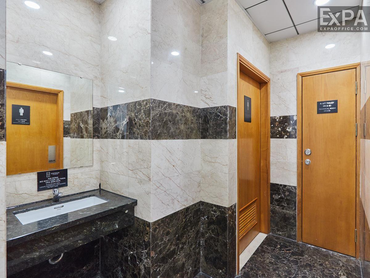 wc Empress Tower