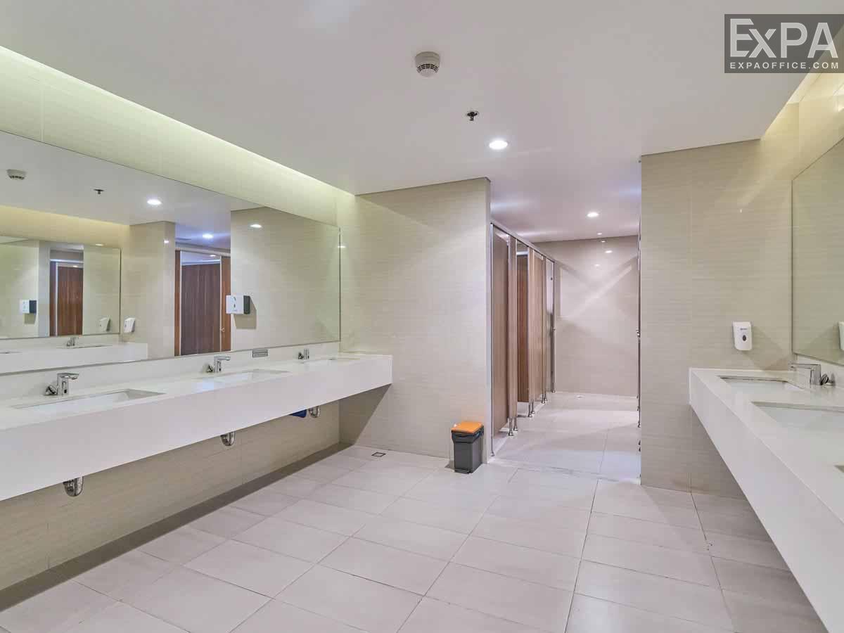 wc Pearl Plaza