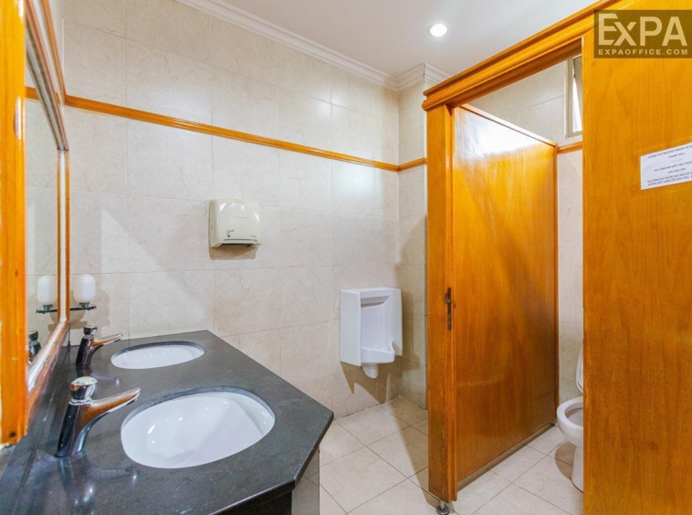 WMC Building wc