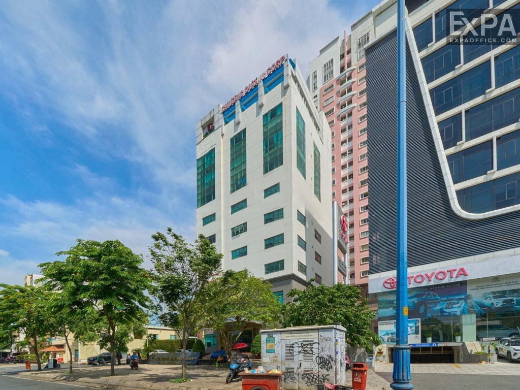 Central Garden Building 2