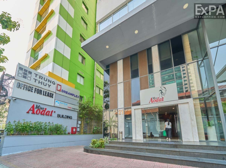 cua toa nha Miss Ao Dai Building