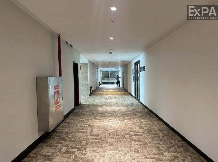 Saigon Time Square corridor