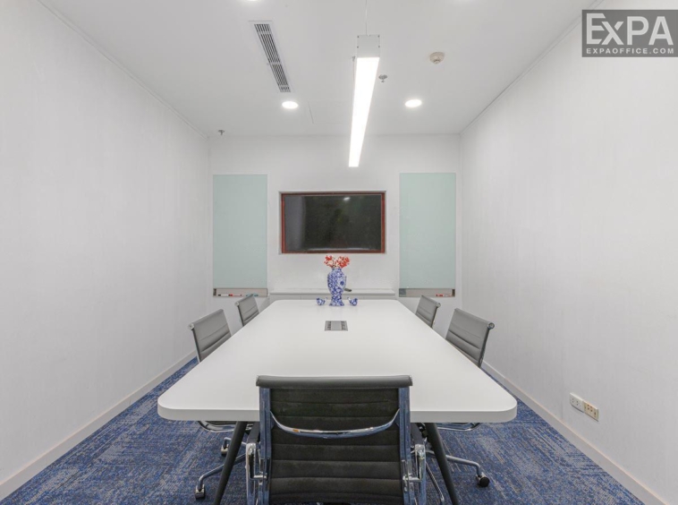 phòng họp HQ Saigon Tower