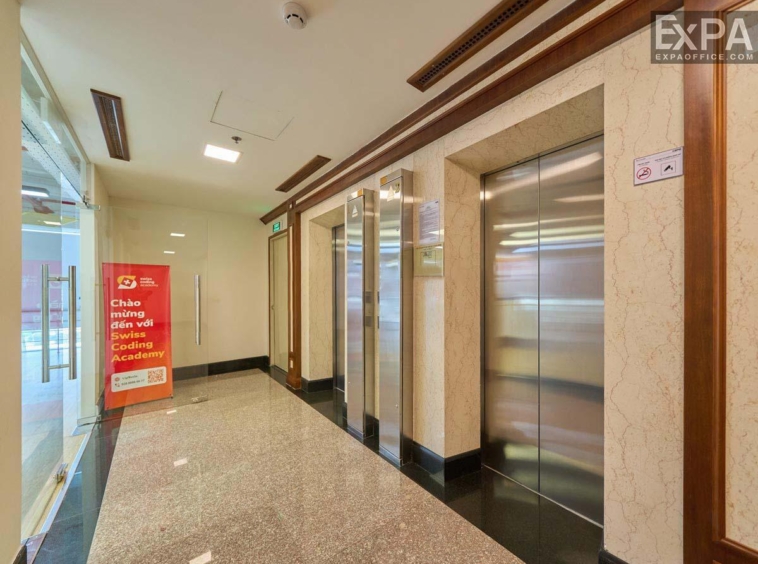 ABACUS Tower elevator hall