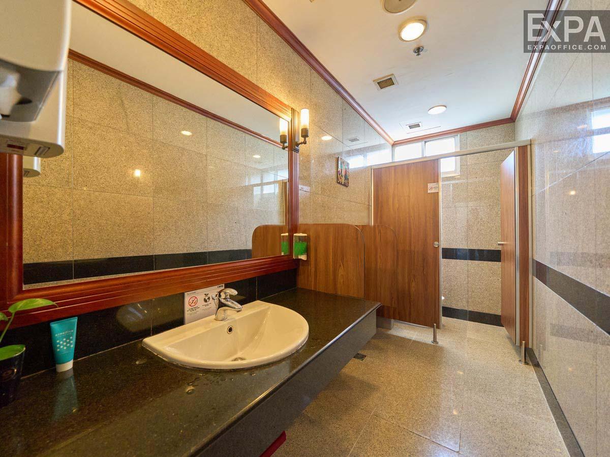 WC ABACUS Tower