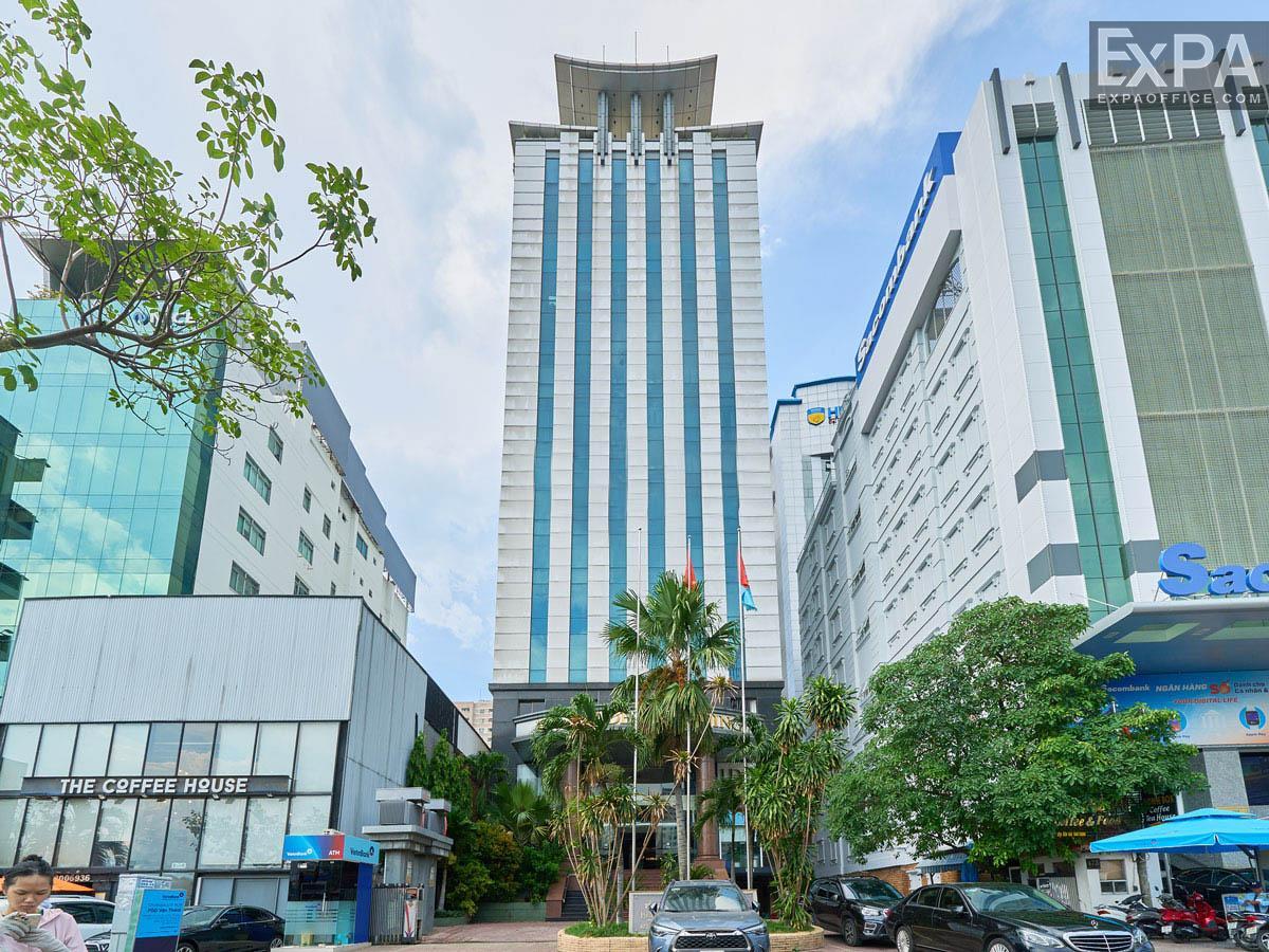 194 Golden Building