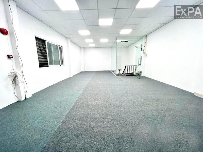 floor area 237 Khanh Hoi Building