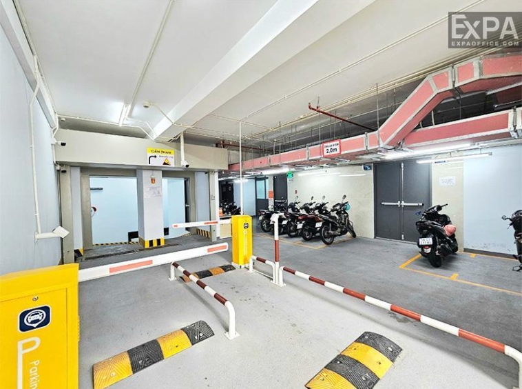 hầm giữ xe Enterprise Tower