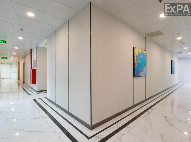 hành lang G Office Vincom