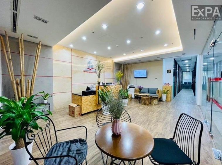 lễ tân 5s Office Cao Thắng
