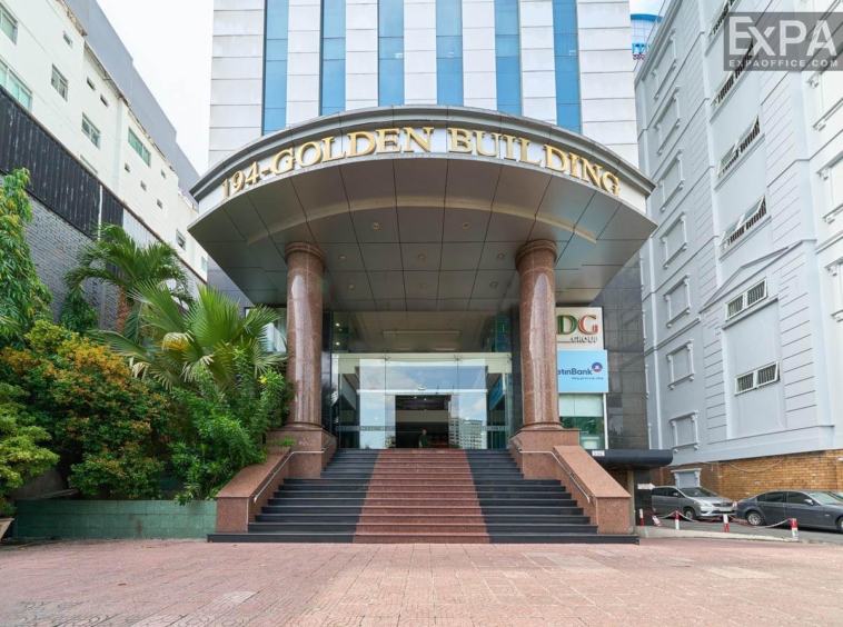 lối vào tòa nhà 194 Golden Building