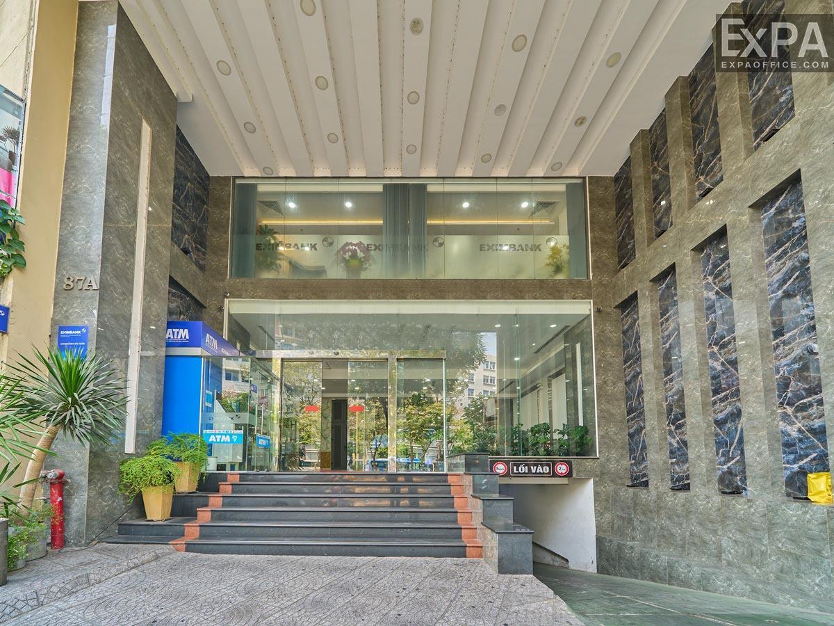 lối vào tòa nhà Khánh Nguyên Building