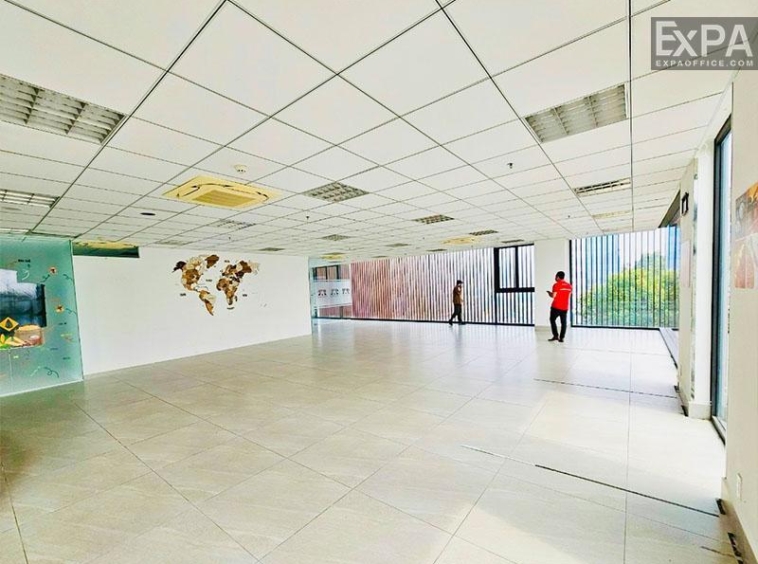 Akurahi Tower office floor