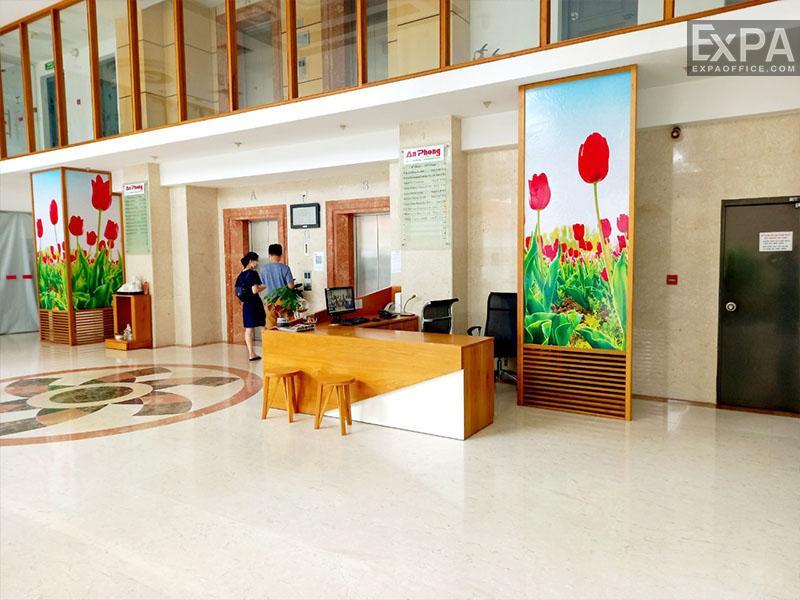 sảnh tầng trệt Star Building