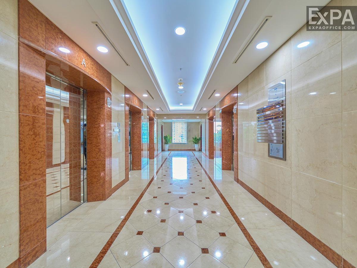 Diamond Plaza Elevator