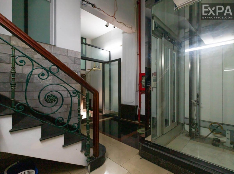 Ground Floor 237 Khanh Hoi Building