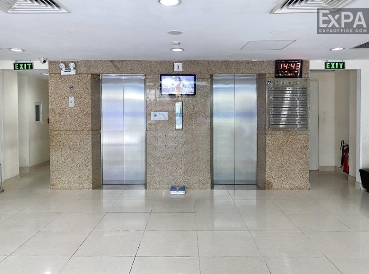 Hai Ha Building elevator