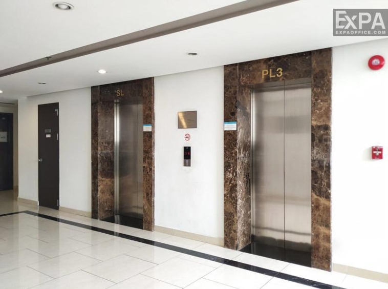 Newton Residence elevator