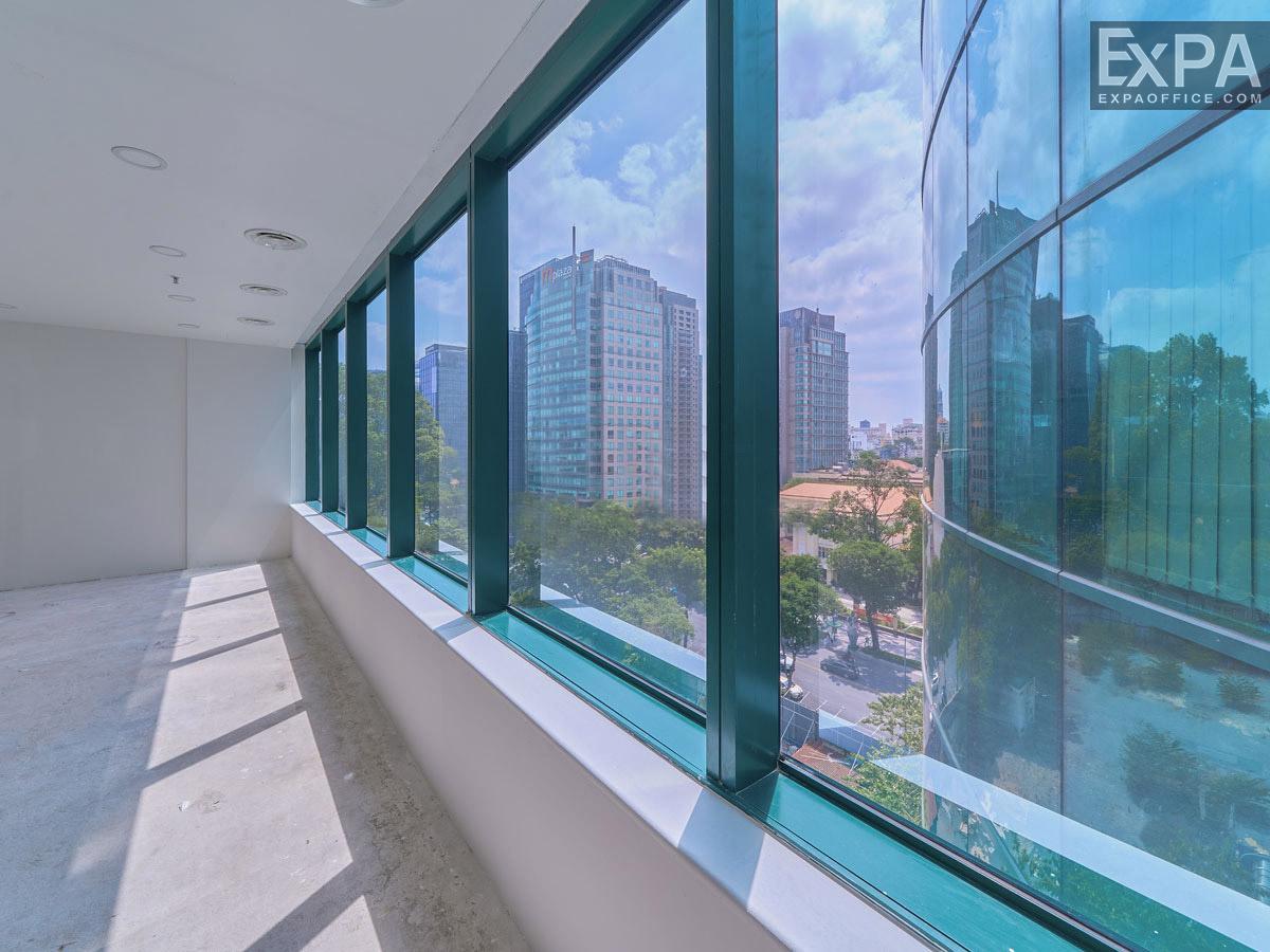 view Diamond Plaza