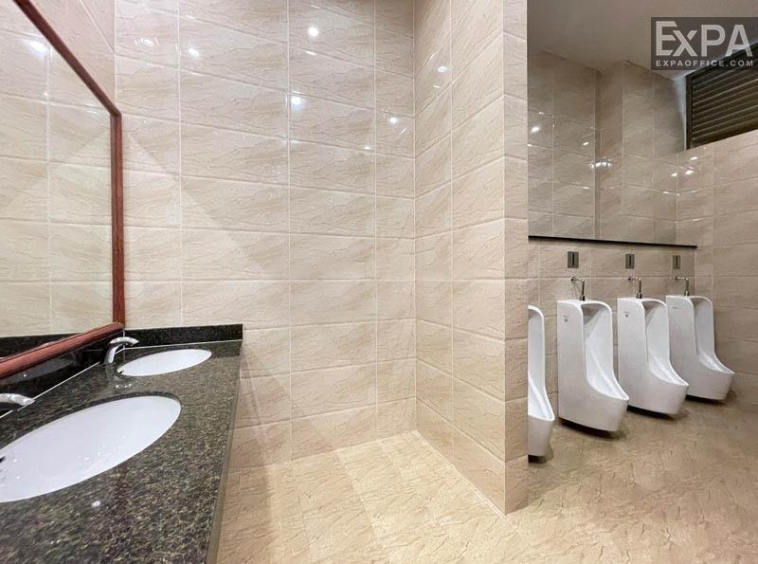 wc Golden Plaza Residence