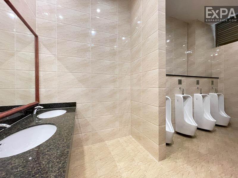 wc Golden Plaza Residence