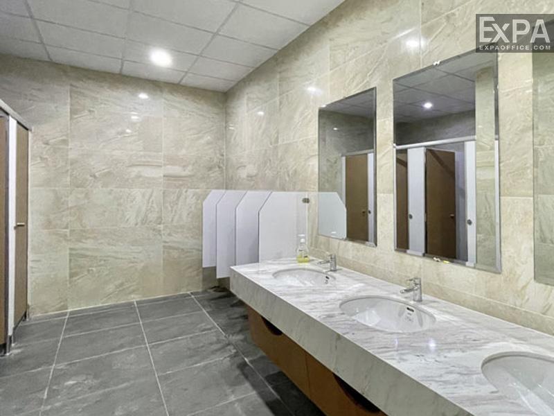 wc Green River Building