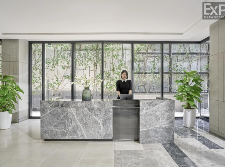 Dreamplex receptionist Tran Quoc Toan