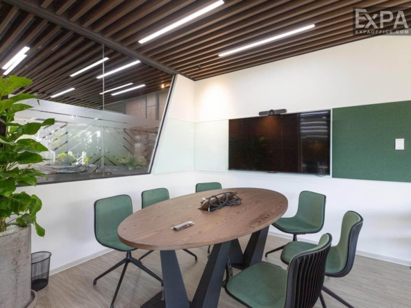 Pearl 5 Center small meeting room.