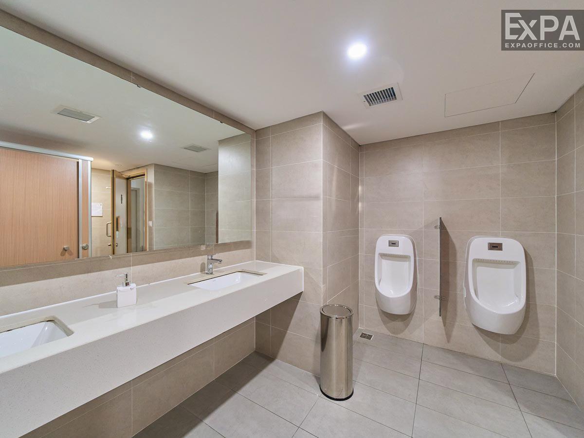wc Saigon View Office Building