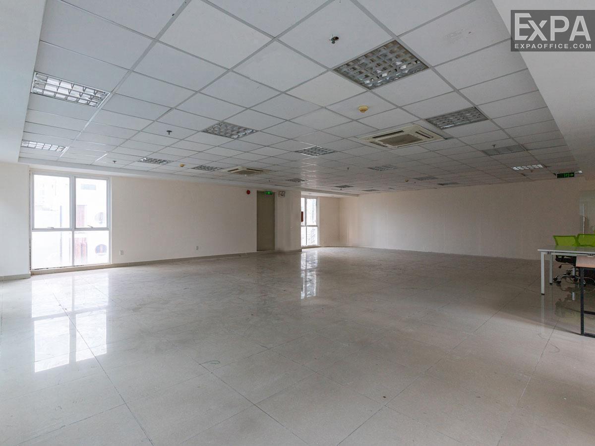 Area for rent in Vien Dong Building
