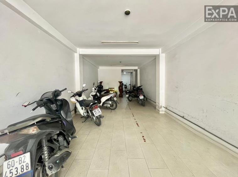 hầm giữ xe 195 Phan Văn Hân building