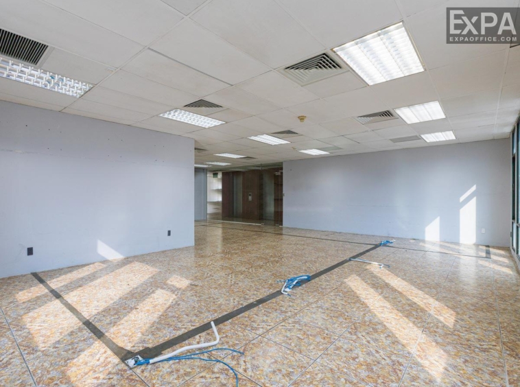 Vinaconex Building office space