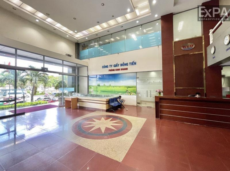 sảnh lễ tân HUD Building